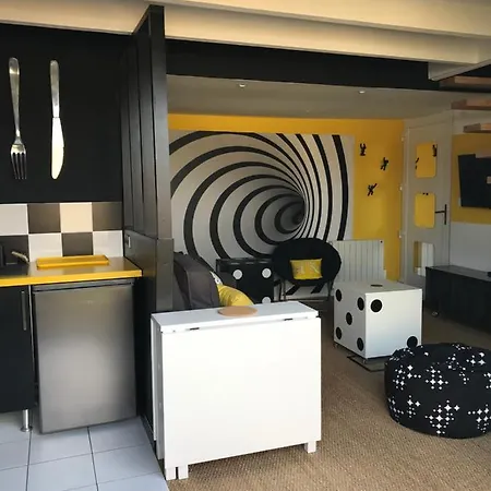 Hébergement de vacances Au 29 Cocon Avec Jacuzzi Privatif *