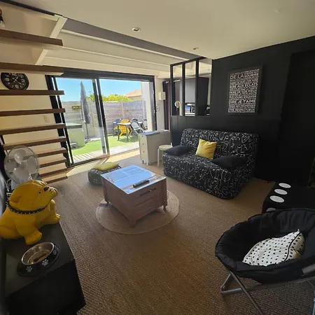 Au 29 Cocon Avec Jacuzzi Privatif Hébergement de vacances *